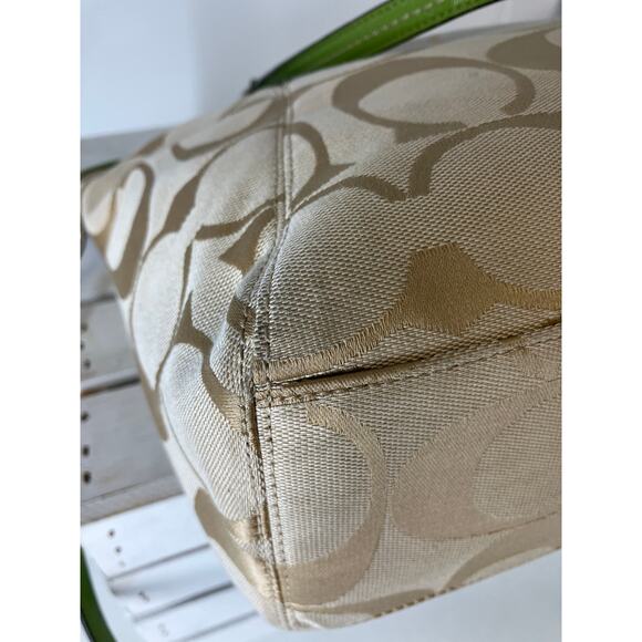 COACH 28208E LARGE TAN, GREEN SIGNATURE PRINT CROSSBODY BAG - Picture 10 of 16